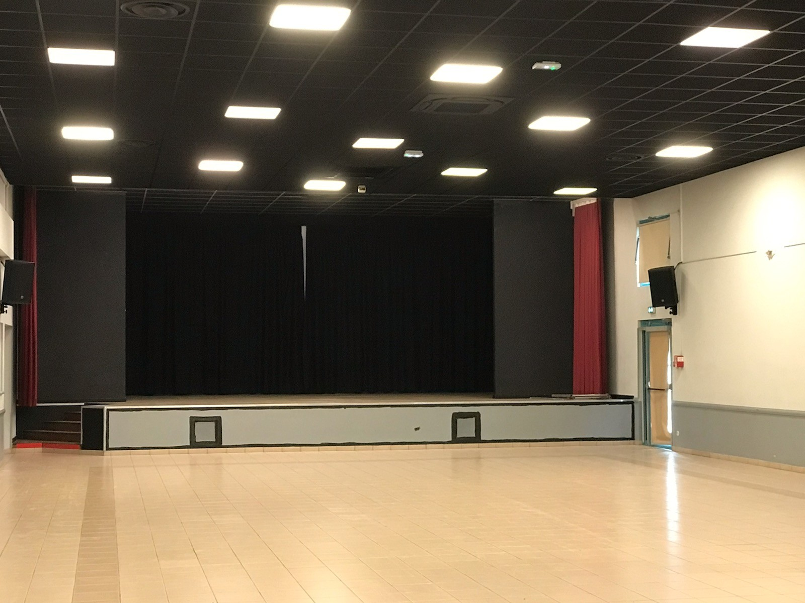 Grande salle des fêtes de Saint-Loup-Cammas